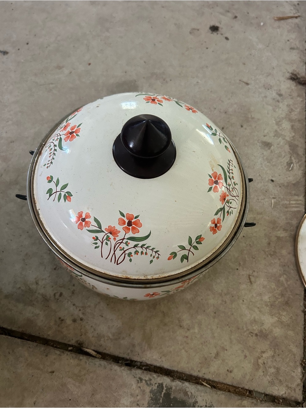 Vintage Countryside Collection Stock Pot